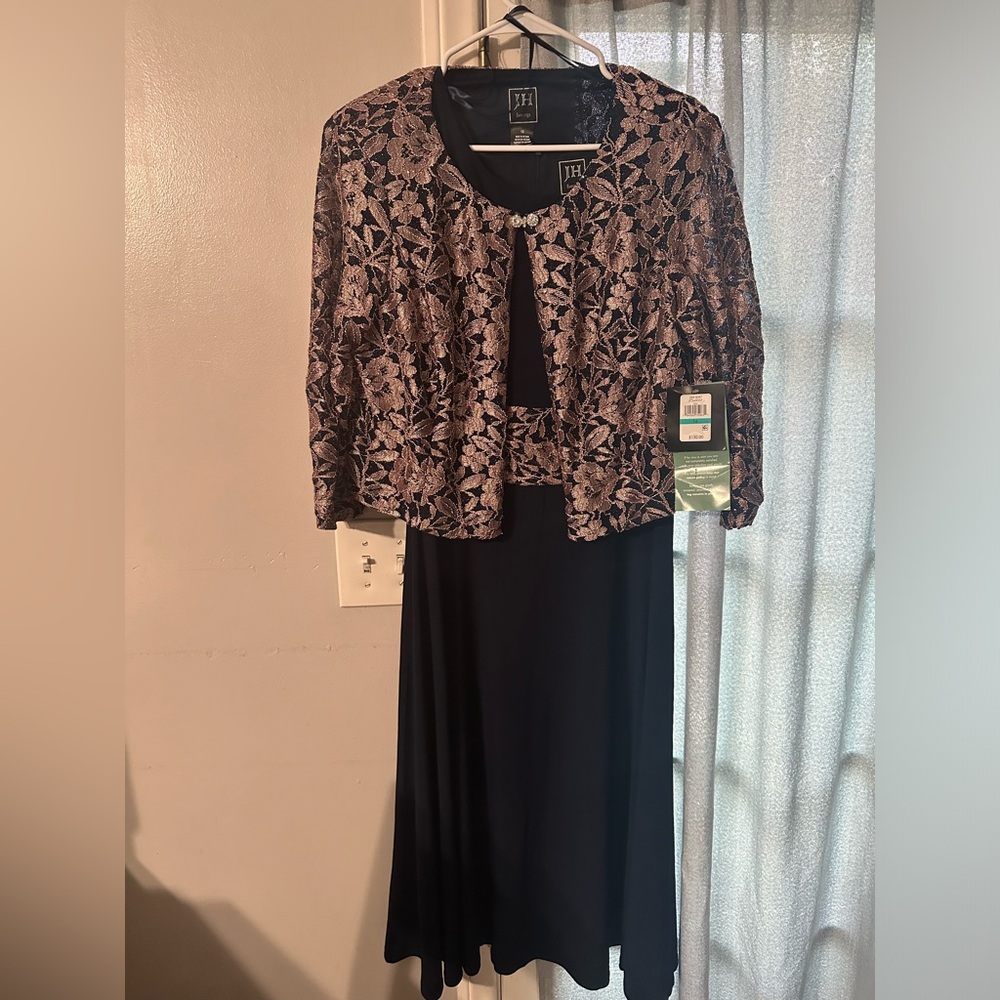 Women dress size 16 new with tags